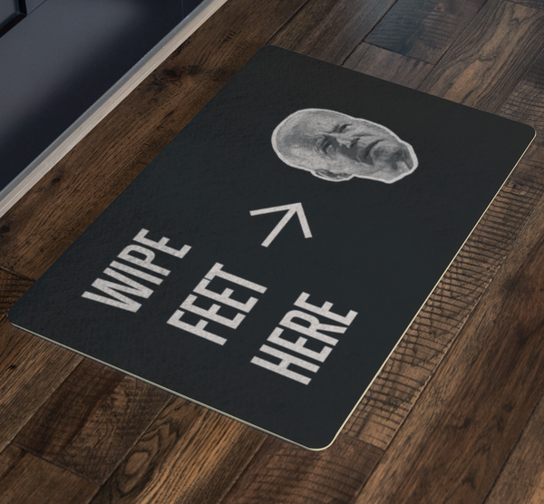 Wipe Feet Here Doormat (Joe)